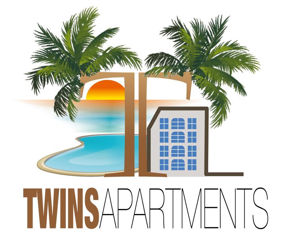 Twins Apartments Flic-en-Flacq Eksteriør bilde